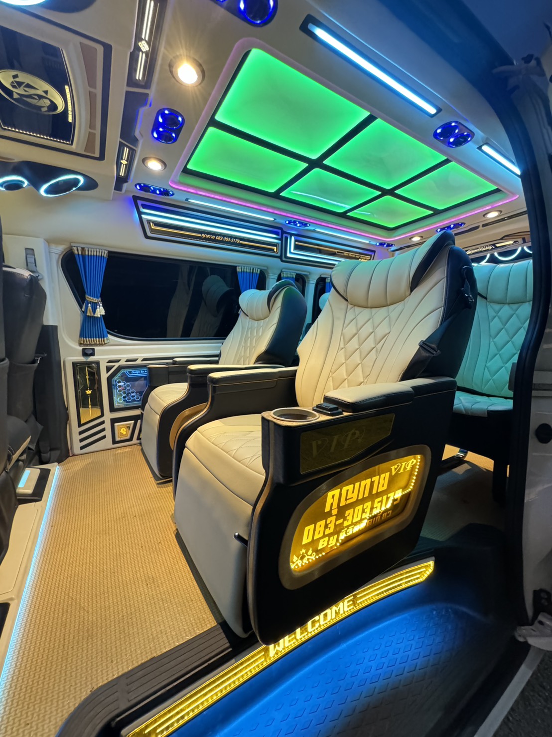 ภายในรถ Toyota Commuter รูปที่ 4